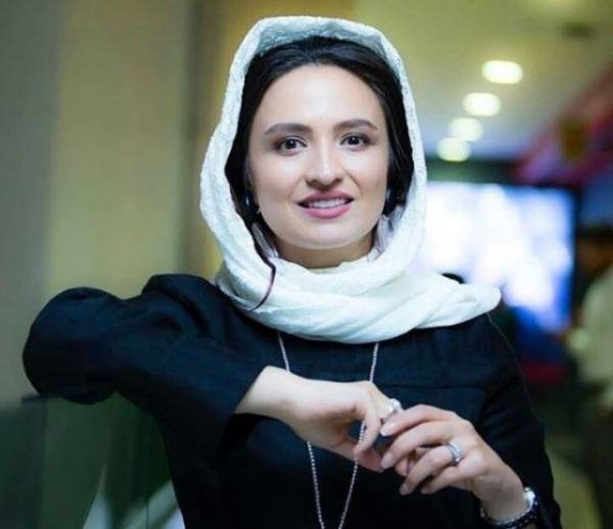 جلب‌توجه گلاره عباسی با تیپ شیکش