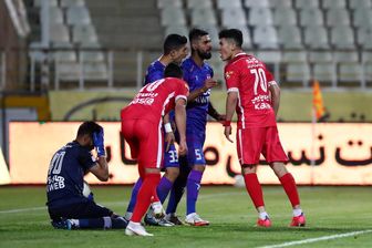 تمیروف یکی از چهره‌های جنجالی دیدار پرسپولیس+ عکس