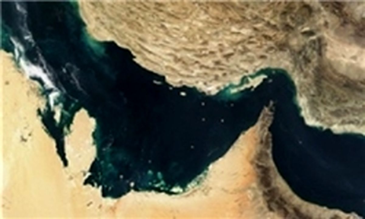 جنگنده قطری هواپیمای مسافربری امارات را تهدید کرد