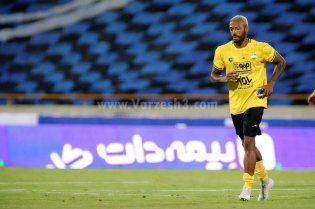 ستاره سپاهان آماده شد