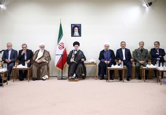 رهبر معظّم انقلاب در دیدار رئیسجمهور و اعضای هیأت دولت: مسئولان در حل مشکلات اقتصادی مردم شب و روز نشناسند