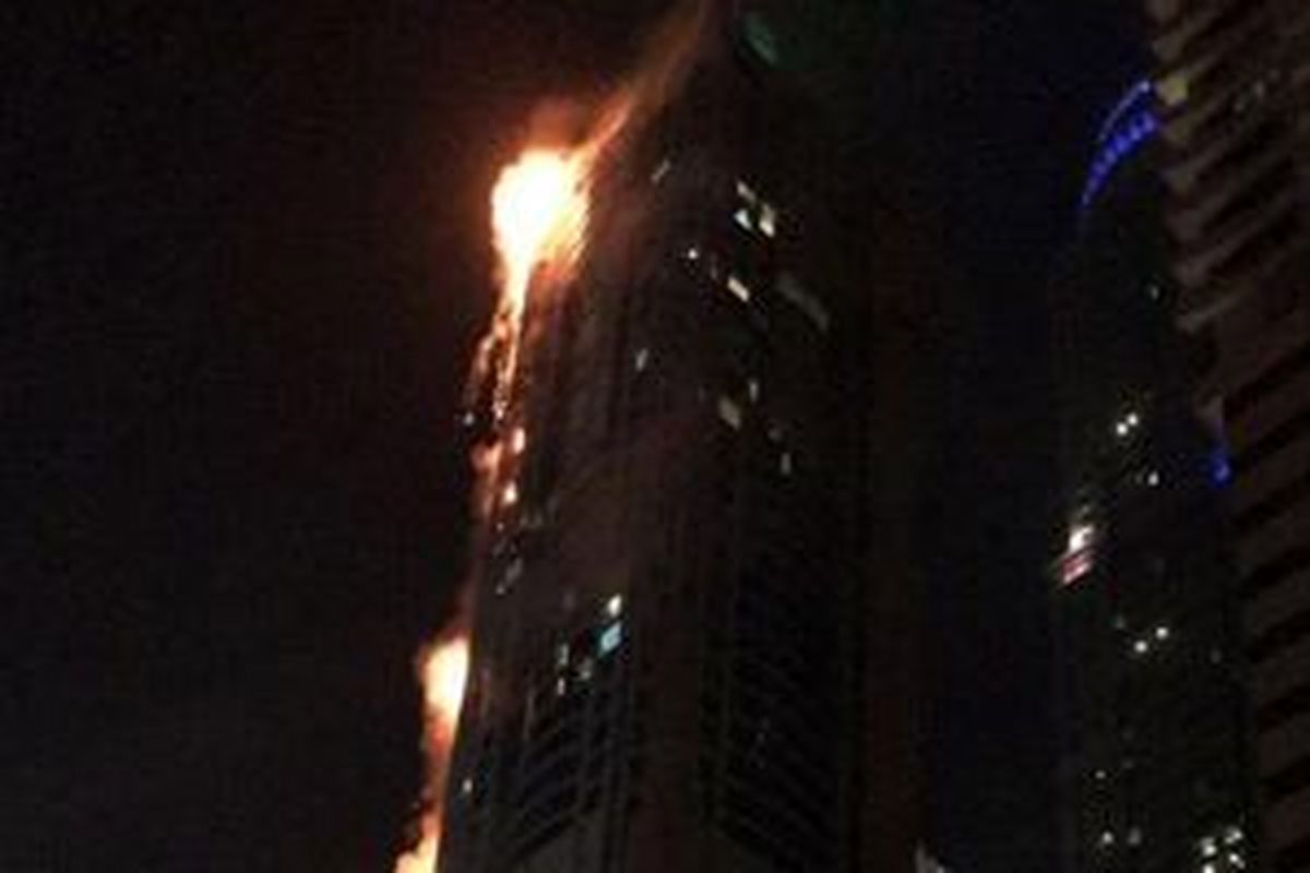 آتش گرفتن برج مسکونی ۸۶ طبقه دبی 