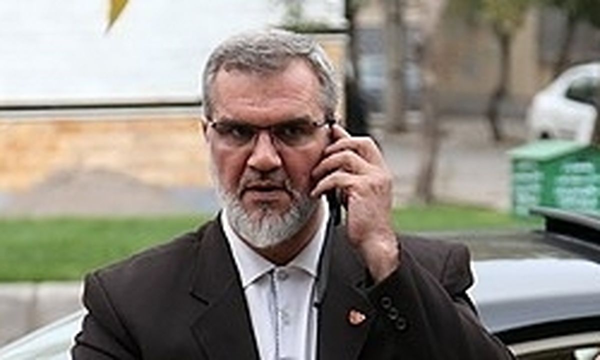رویانیان: غریبی و خانزاده بازیکنان مازاد ما نیستند
