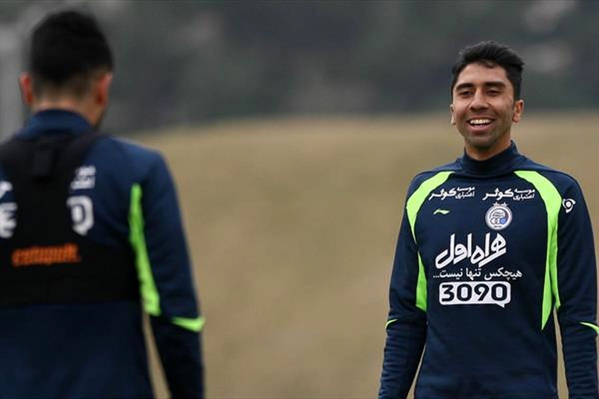 منصوریان مانع پیوستن هافبک استقلال به پرسپولیس