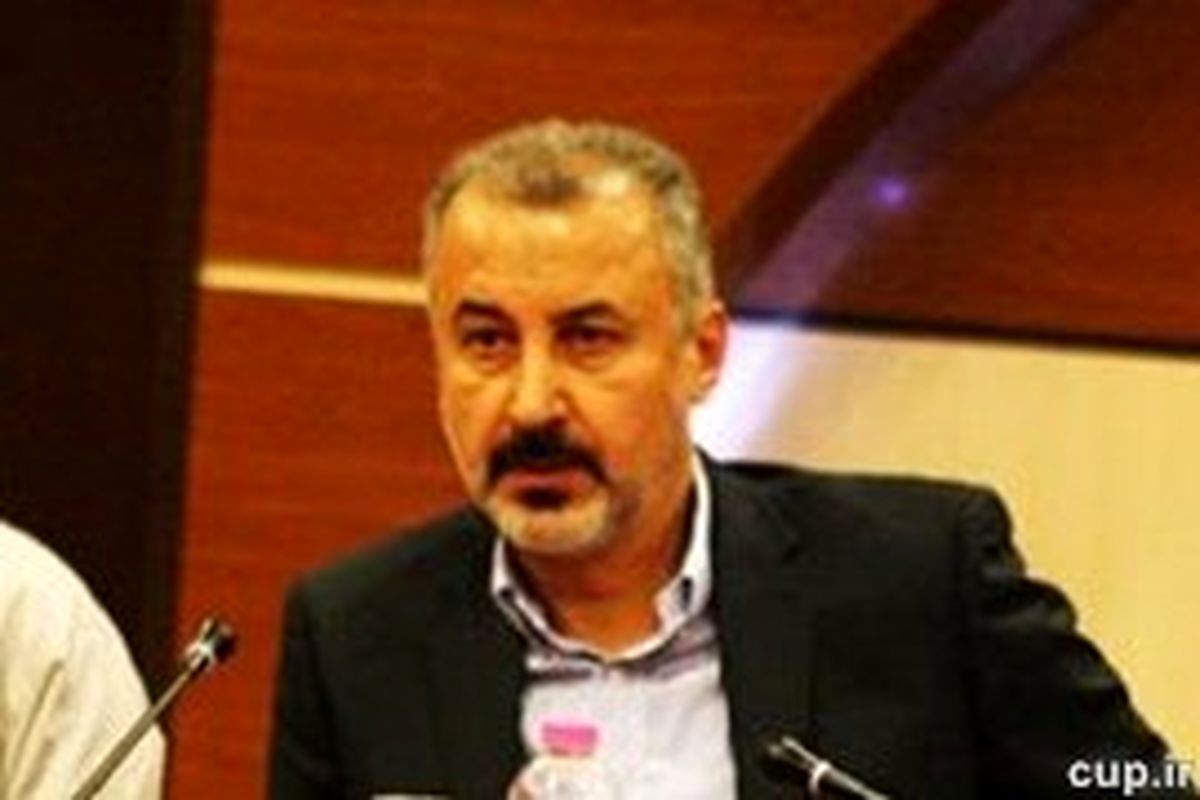 گل محمدی بازیکنان فیکس تیم های دیگر را می خواهد