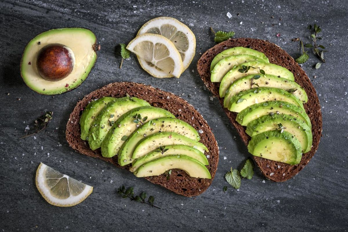 چه مواد غذایی می تواند چربی سالم مورد نیاز بدن را تأمین کند؟