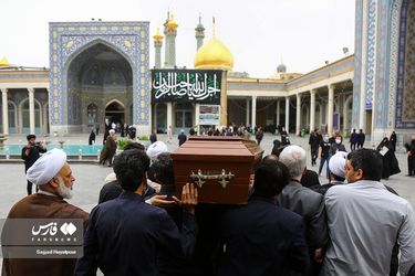 تشییع همسر آیت‌الله جوادی آملی در قم/گزارش تصویری