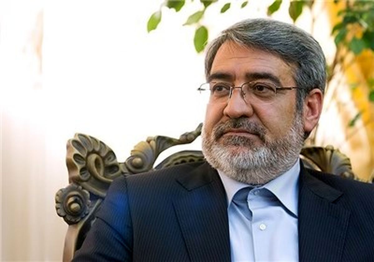 فعالیت گروهک‌های تروریستی باید از بین برود