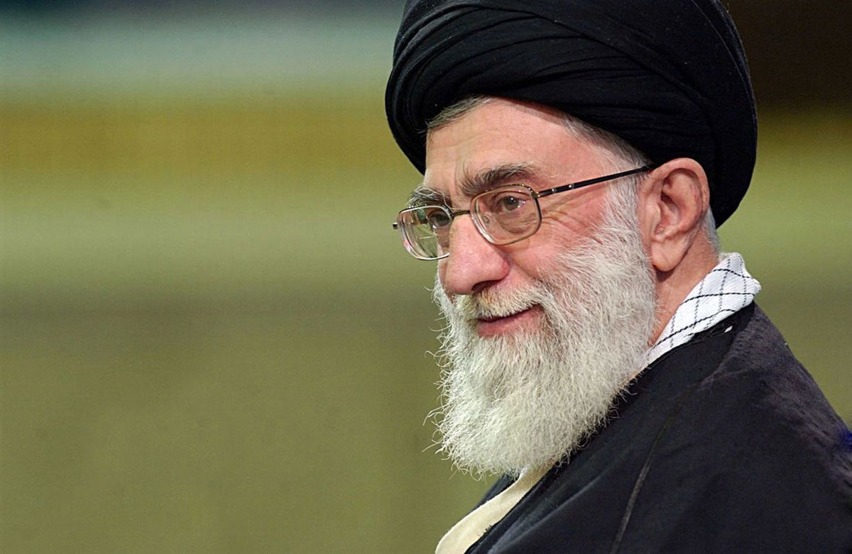جملات طلایی از رهبر انقلاب درباره "دانشجو" 