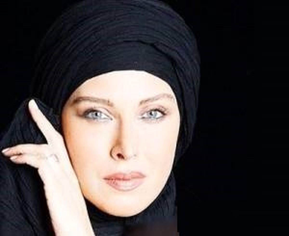 بازیگر زن مشهور در حال تیراندازی/عکس