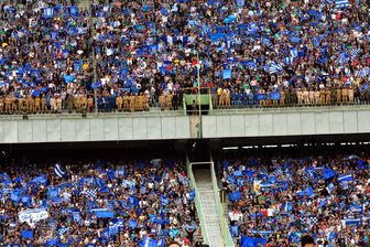 اعتراض هواداران استقلال مقابل مجلس+عکس