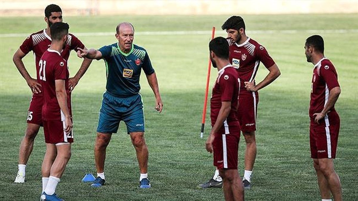 نگاه یکسان کالدرون به بازیکنان پرسپولیس