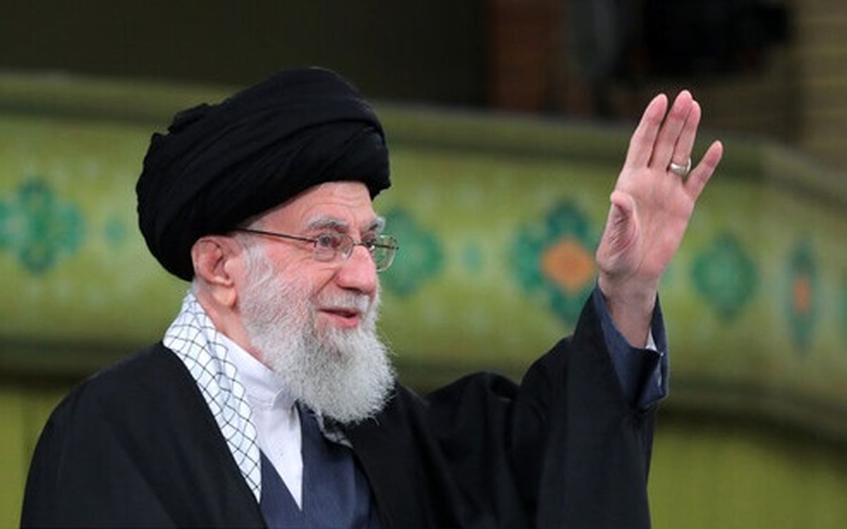 آن کسانی که حتی نظام را قبول ندارند بیایند رأی بدهند