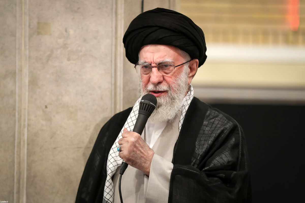 فیلم کامل بیانات رهبر انقلاب اسلامی در مراسم بزرگداشت شهدای جنگ 12 روزه
