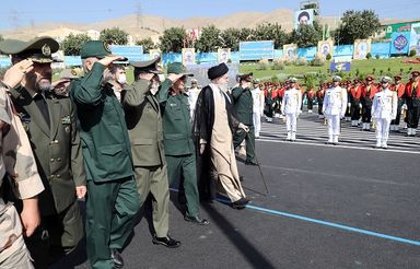 مراسم مشترک دانش‌آموختگی دانشگاه‌های نیروهای مسلح با حضور رهبر انقلاب برگزار شد/گزارش تصویری