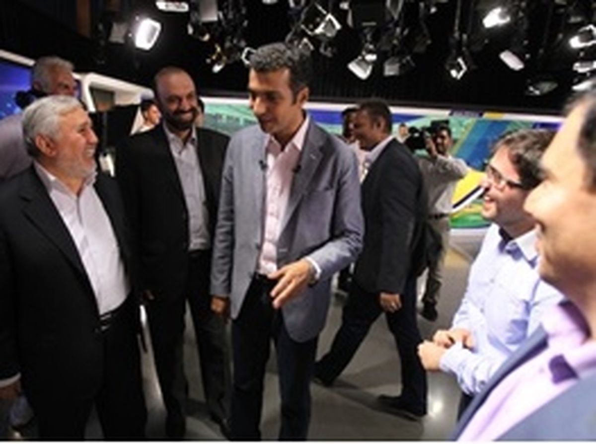 درآمد فردوسی‌پور از پیامک‌‌برنامه ۲۰۱۴ + جدول