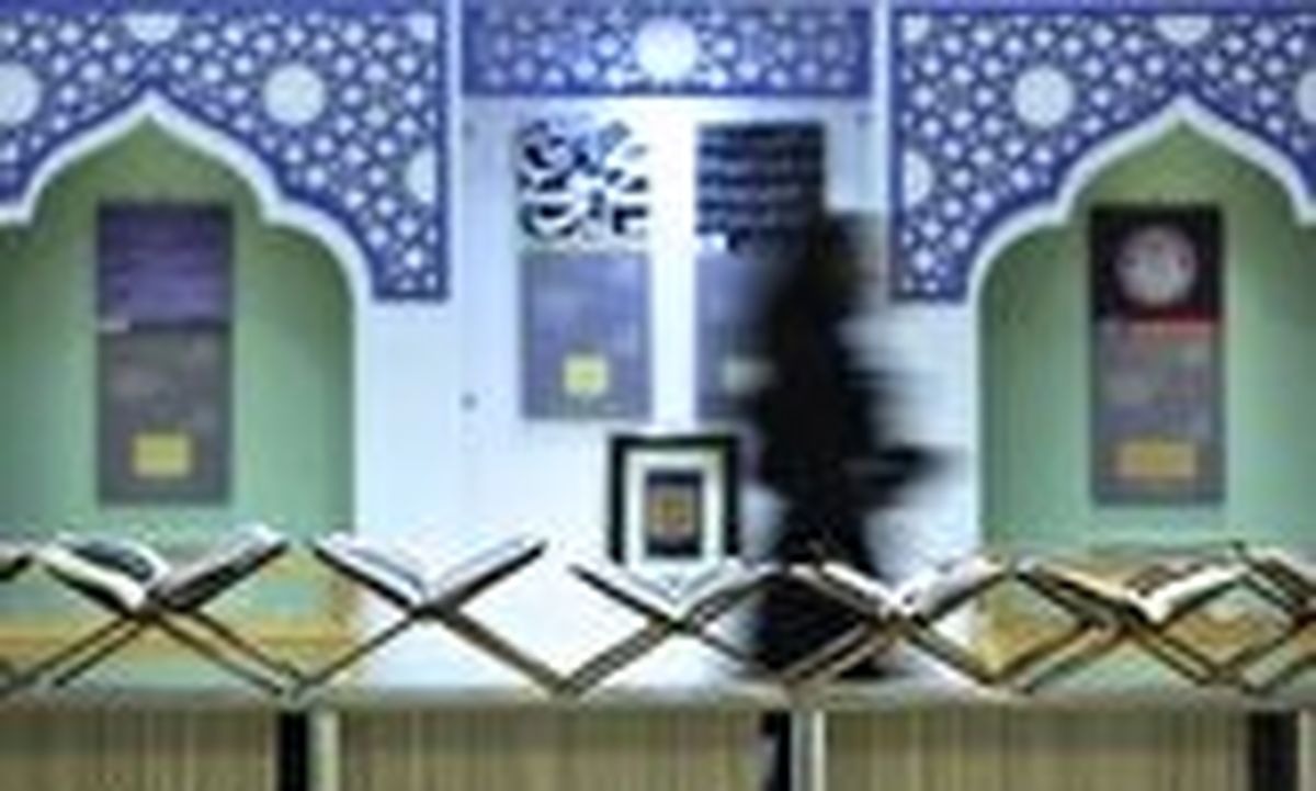 
تهدید قاریان مصری به سیاه چاله‌های زندان! /تصاویر
