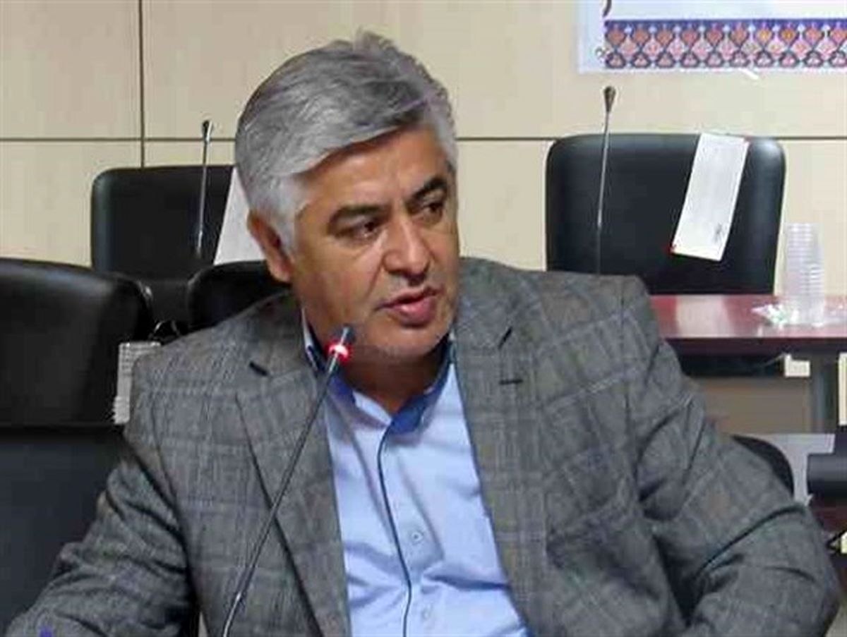 با دست خالی اتاق اصناف را اداره می کنیم