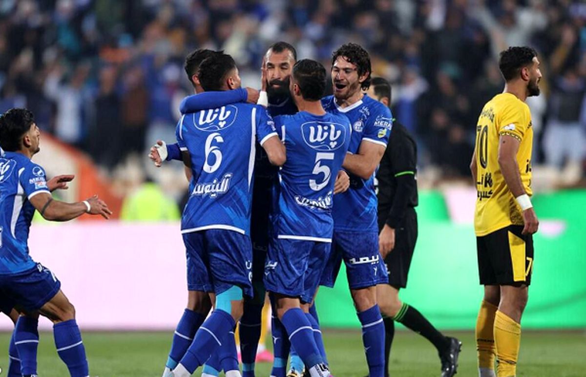 راه قهرمانی استقلال از دربی می‌گذرد