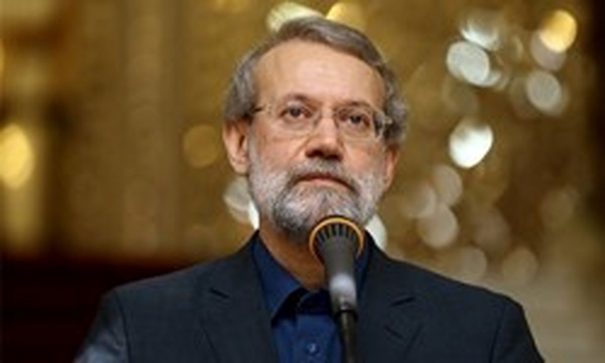 لاریجانی: برخی کشورهای منطقه رفتارهای ماجراجویانه دارند