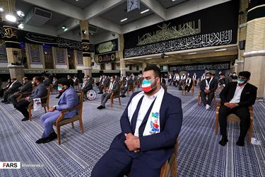 دیدار قهرمانان المپیک و پارالمپیک با رهبر معظم انقلاب/گزارش تصویری