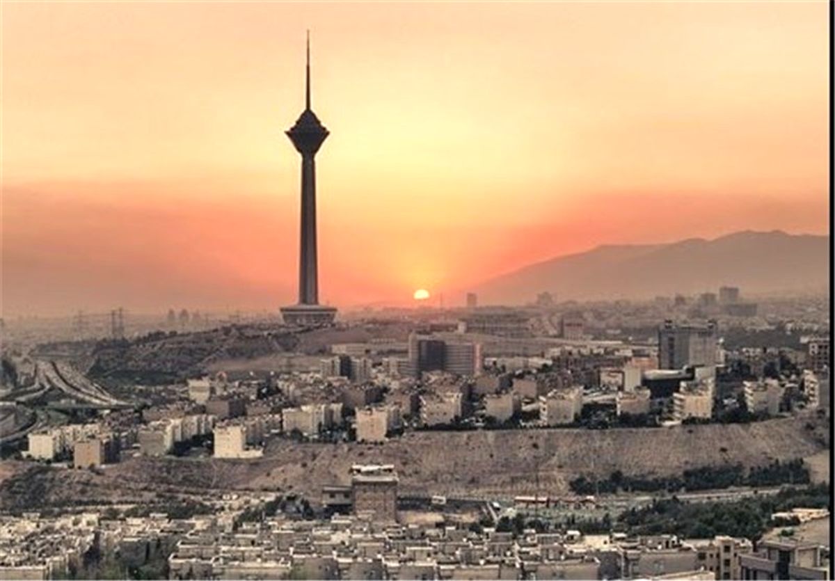  ماجرای انتشار کلیپ زن هنجارشکن نزدیک برج میلاد 