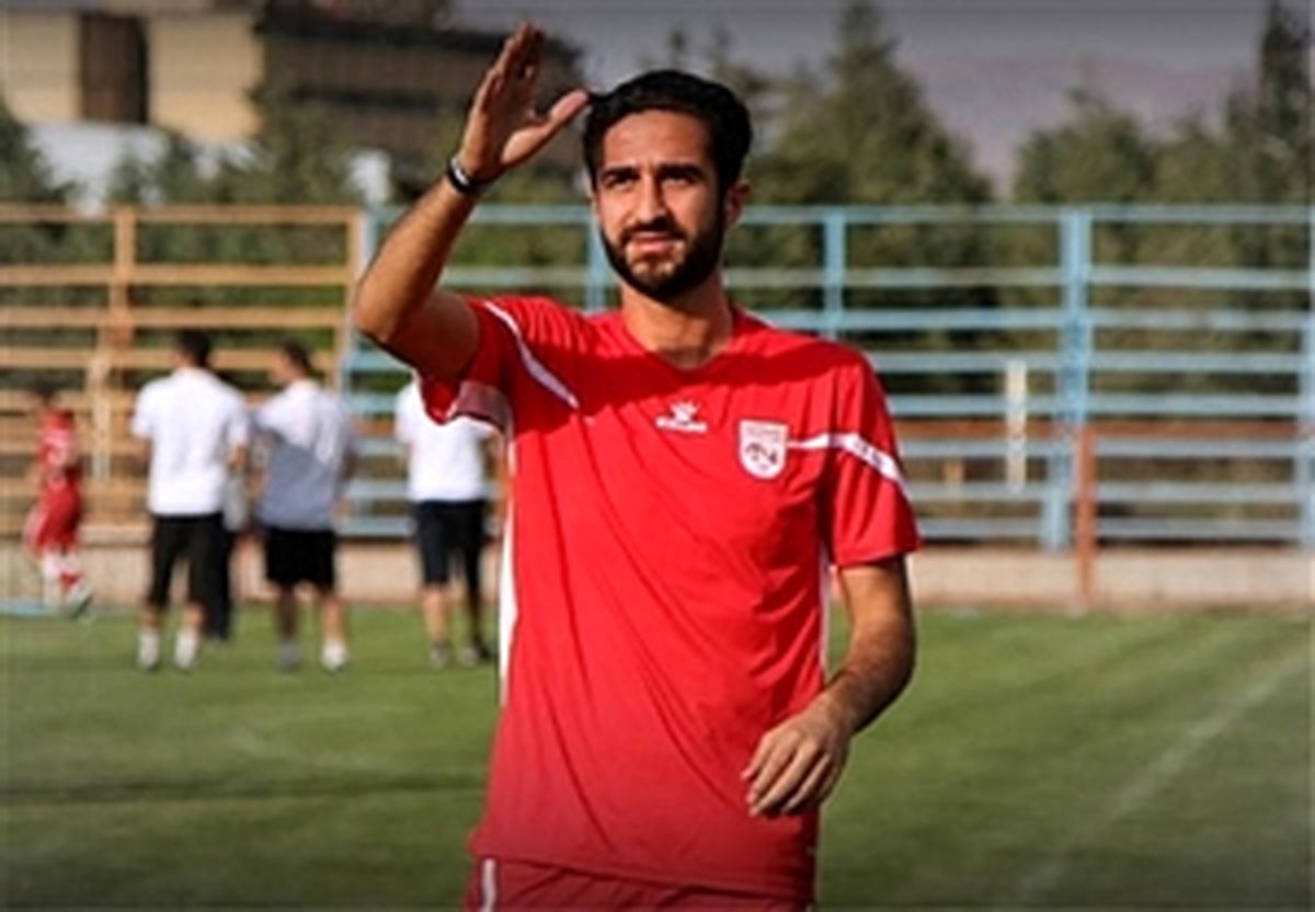 مدافع تراکتور دیدار حذفی را از دست داد