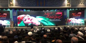 اجتماع ٨٠٠ نخبه منابر شیعه برای نماد شدن پیراهن امام حسین (ع)