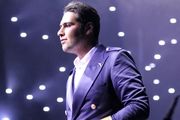 کنسرت خواننده تازه کار موسیقی پاپ عقب افتاد/عکس