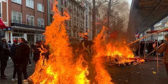 درگیری پلیس فرانسه با معترضان و آتش سوزی در مرکز شهر+ عکس