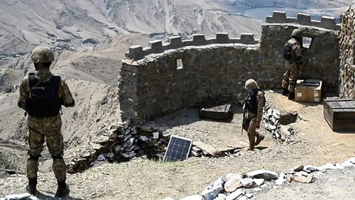 
تحلیل مهاجرانی از جنگ بین افغانستان و پاکستان
