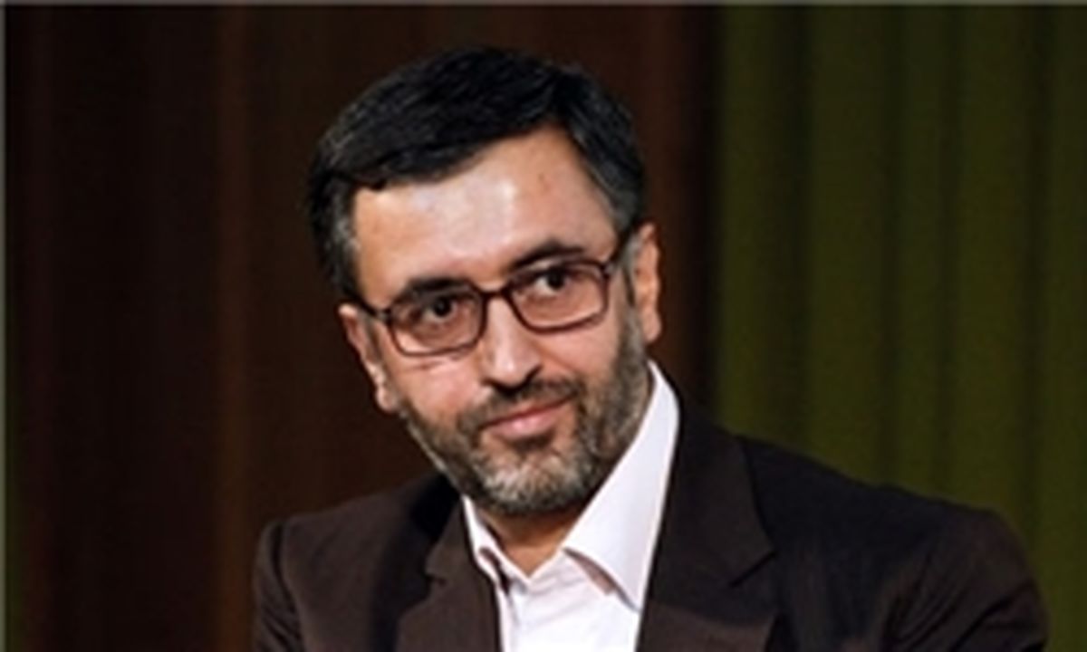 رانت اطلاعاتی وام‌های هلو در اختیار کیست آقای روحانی؟