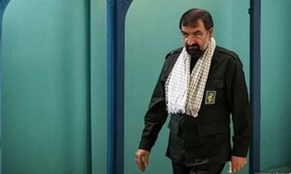 واکنش محسن رضایی به اعلام حداقل دستمزد کارگران برای سال ۹۹