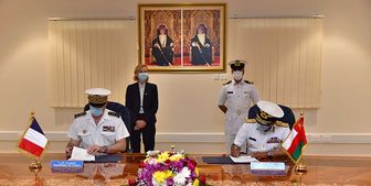 توافق نیروی دریایی فرانسه و عمان جهت همکاری و تامین امنیت دریایی