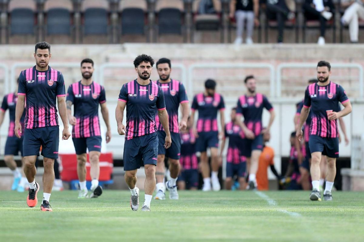 بازیکن خارجی پرسپولیس نیامد
