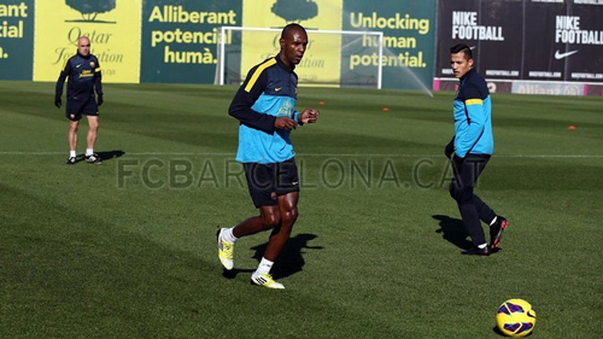 بازگشت آبیدال به تمرینات بارسلونا + عکس