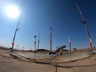 پرتاب تحقیقاتی ماهواره بر ترکیبی ذوالجناح با فنآوری موتور سوخت جامد در کشور