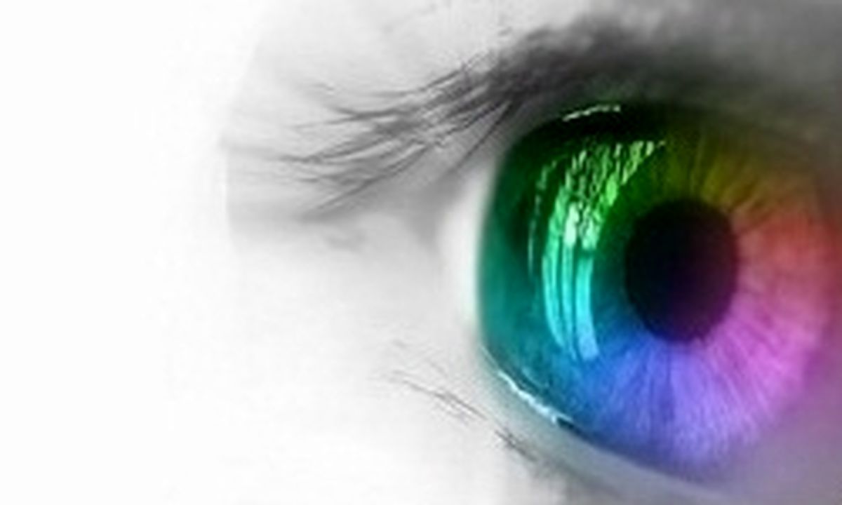 استفاده از «عنبیه مصنوعی» برای نخستین بار