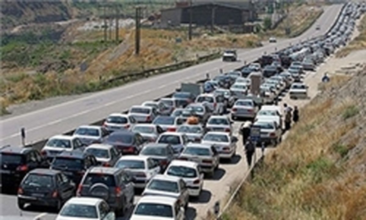 نفس مردم گیر کرده در ترافیک در تونل کندوان گرفت