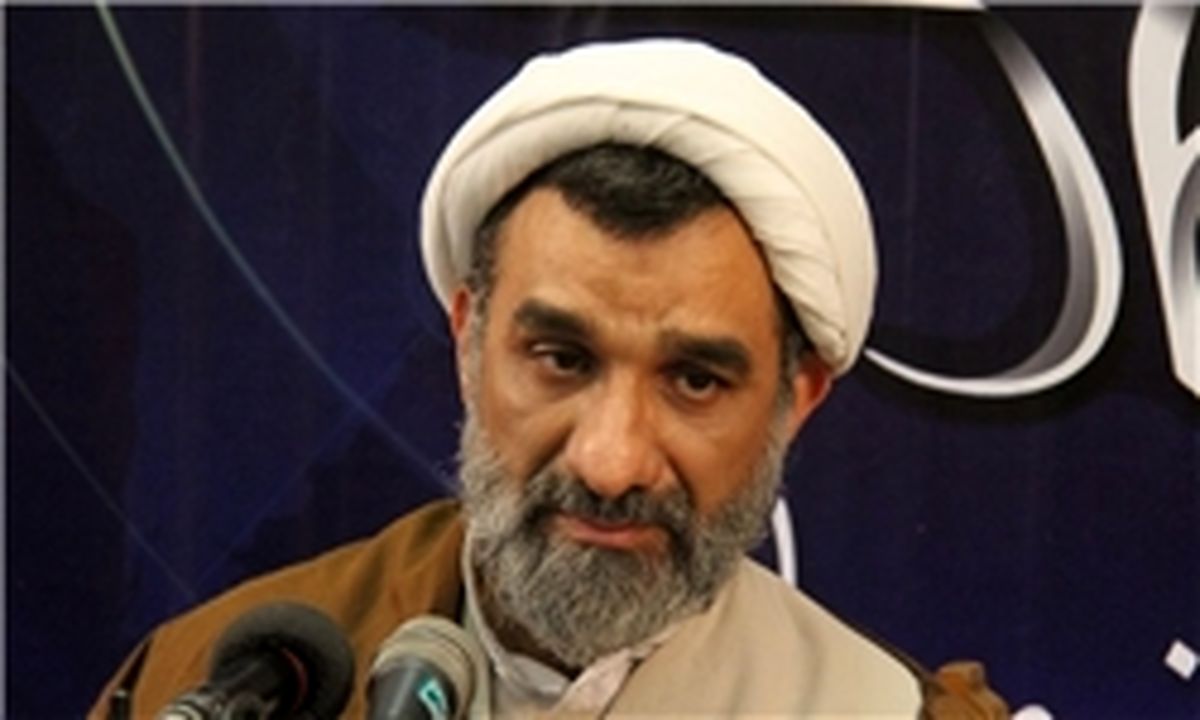 آقایان اگر مهندسی فرهنگی را قبول ندارند مطلب دیگری بنویسند و در شورای عالی فرهنگی مصوبش کنند