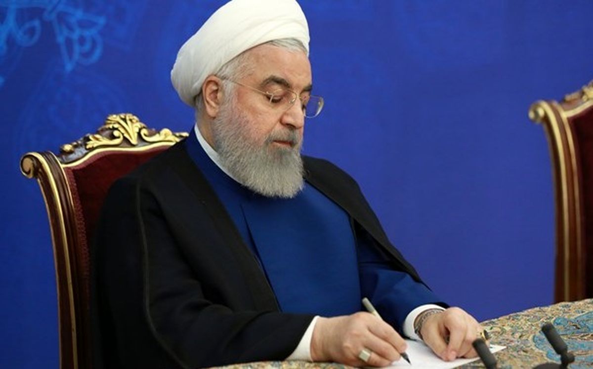 نامه ۵۰ اقتصاددان به روحانی برای مدیریت تبعات اقتصادی کرونا
