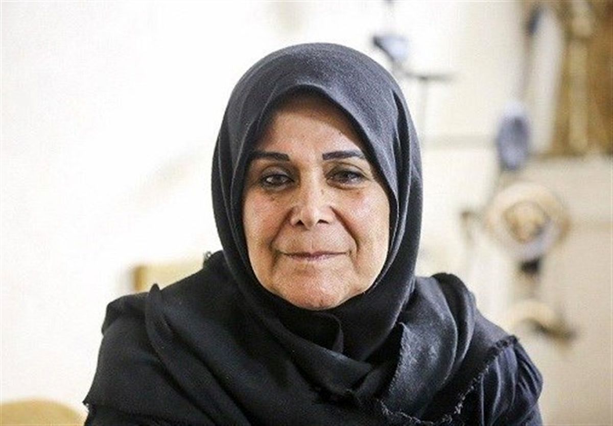 ماجرای جالب تأیید اولین تئاتر زنانه توسط آیت‌الله خامنه‌ای 