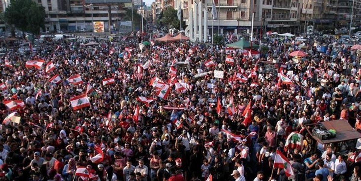 تظاهرات مردم لبنان در مقابل پارلمان