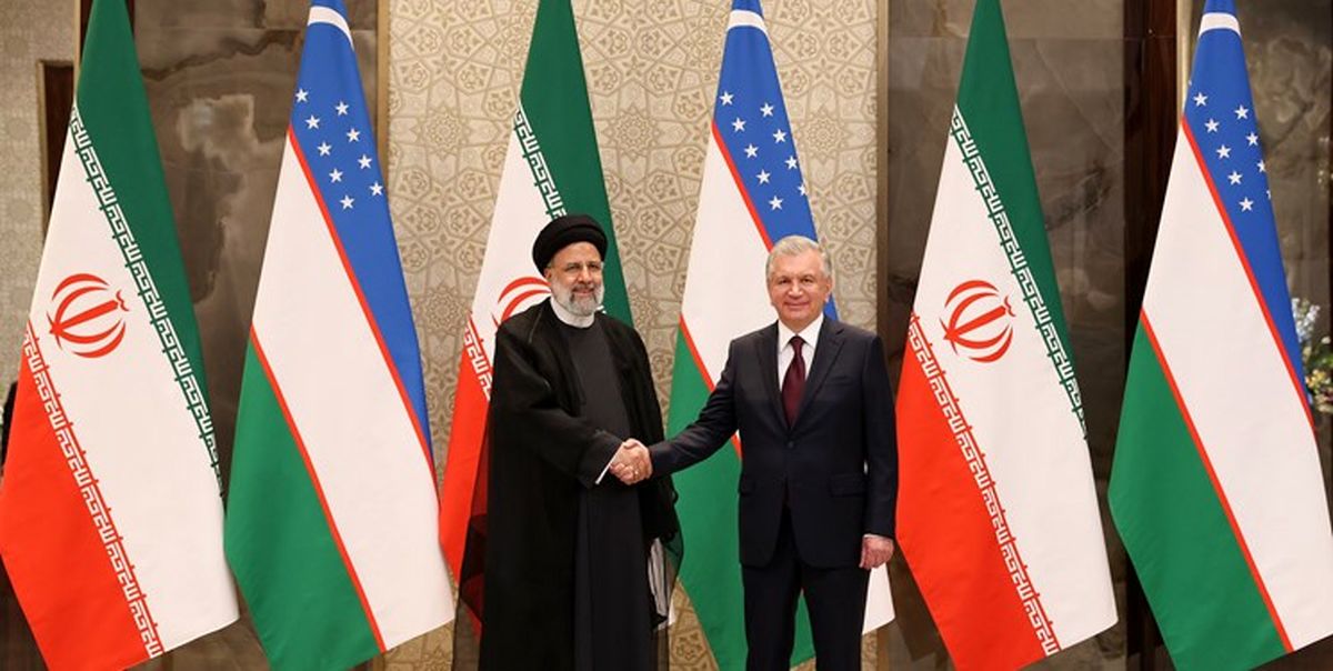 استقبال رسمی رئیس‌جمهور ازبکستان از آیت‌الله رئیسی