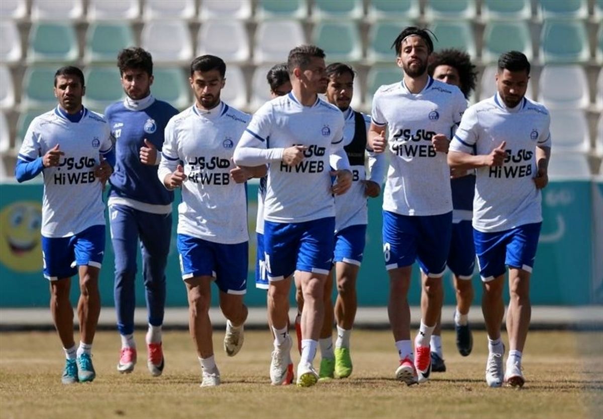 هافبک استقلال به آسمان رفت+ عکس