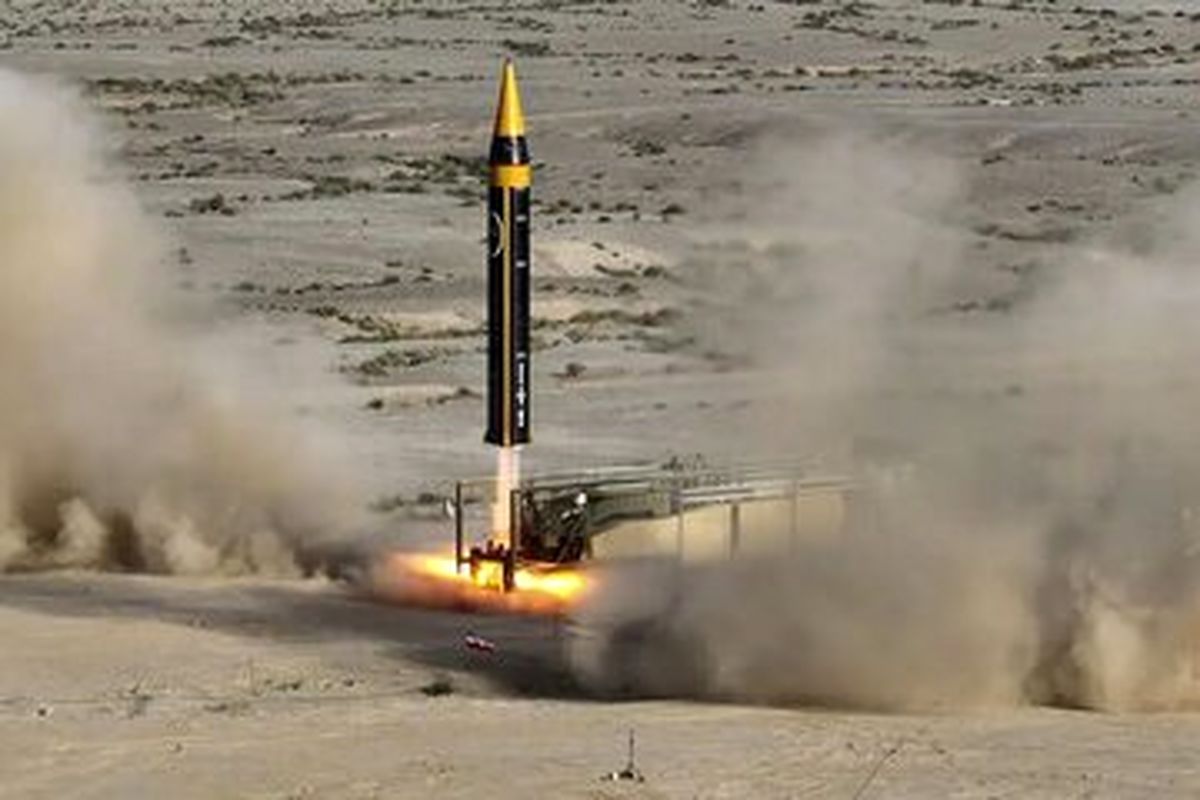 این موشک بالستیک برای اولین‌بار به نمایش درآمد+عکس