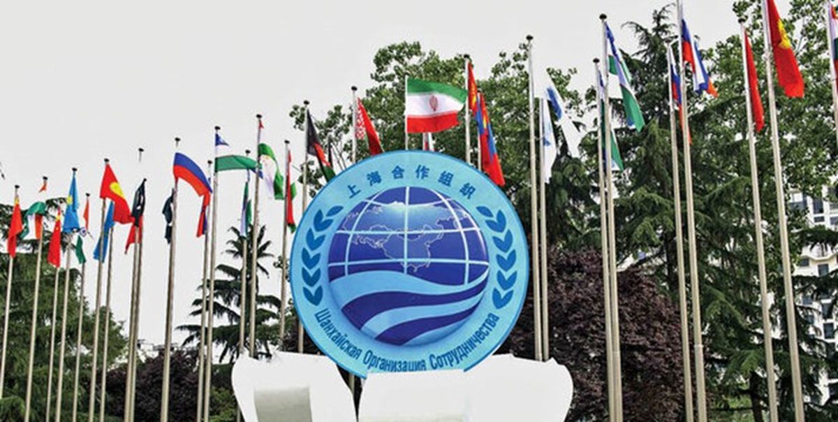پایان دادن به آقایی دلار از اهداف برنامه هفتم 