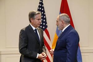نخست وزیر ارمنستان با وزیر خارجه آمریکا گفتوگو کرد