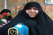 
۲۰ نفر از دانش آموزانم در جنگ شهید شدند