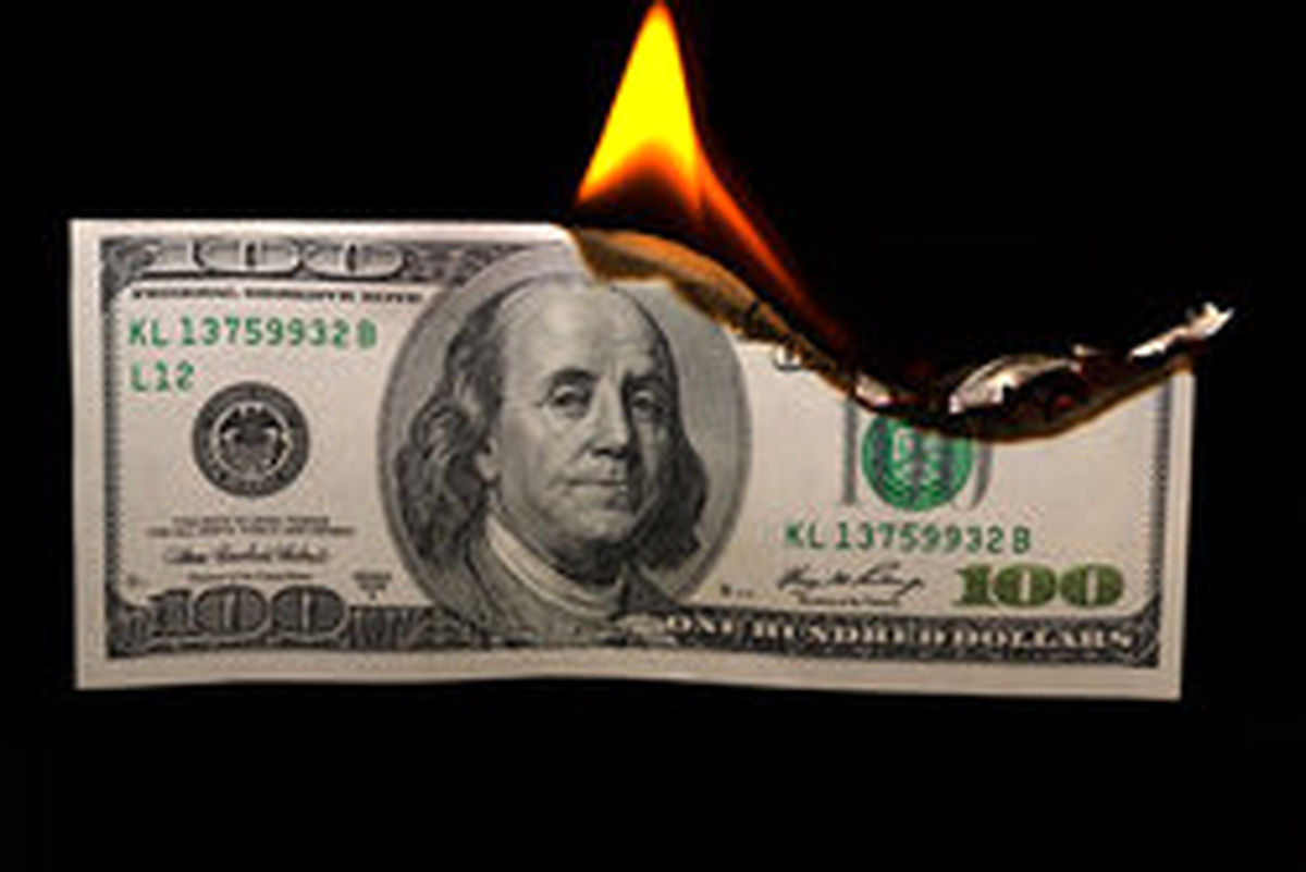 قیمت دلار در سراشیبی سقوط؟